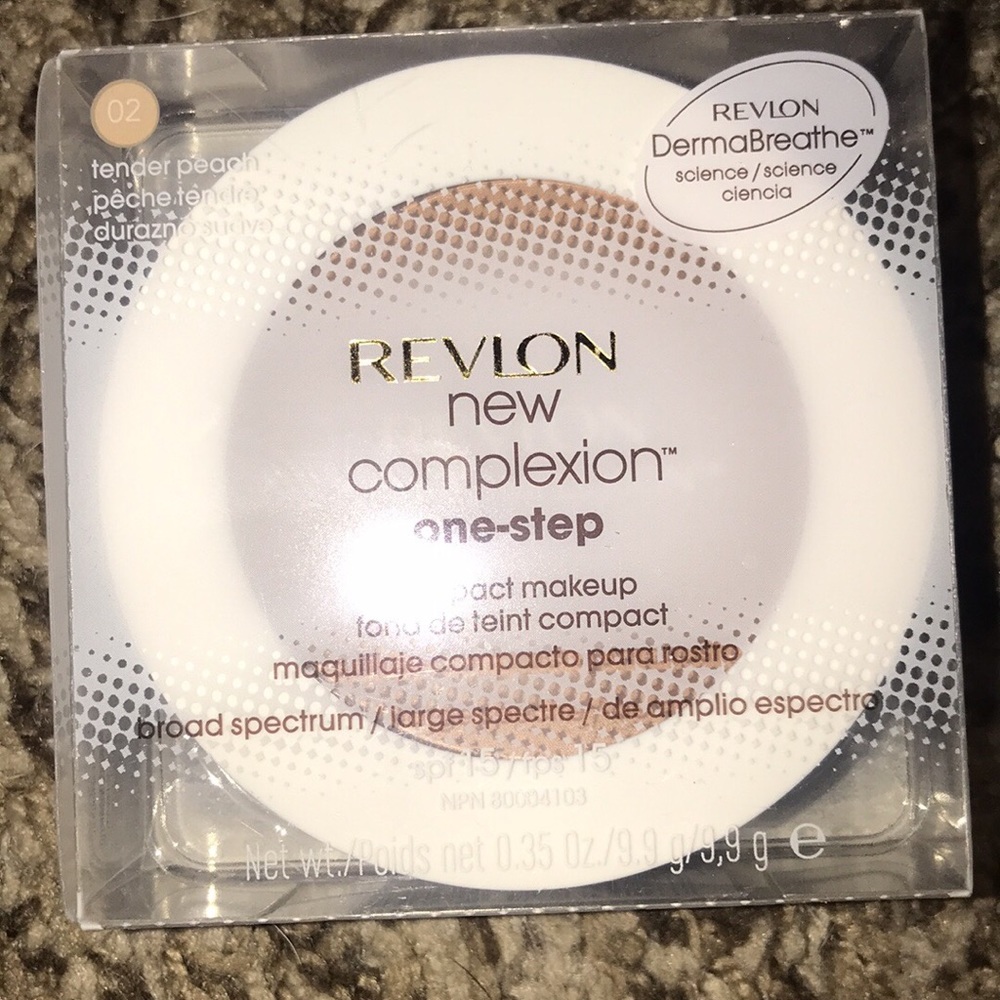 Revlon new complexion one step compact